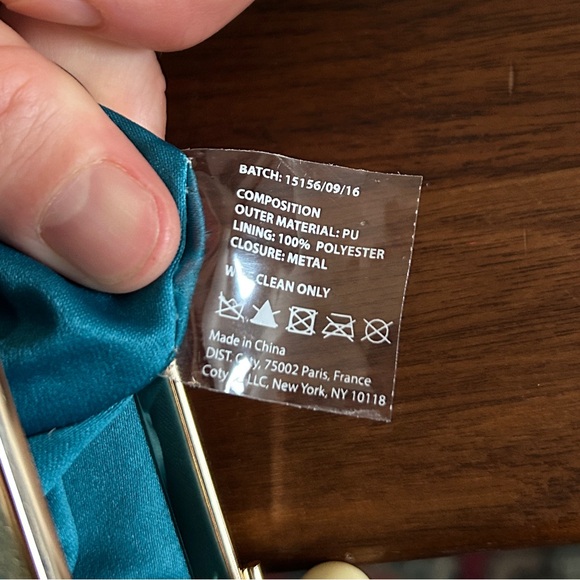 MIU MIU Patent Turquoise Blue Clutch - Picture 8 of 8